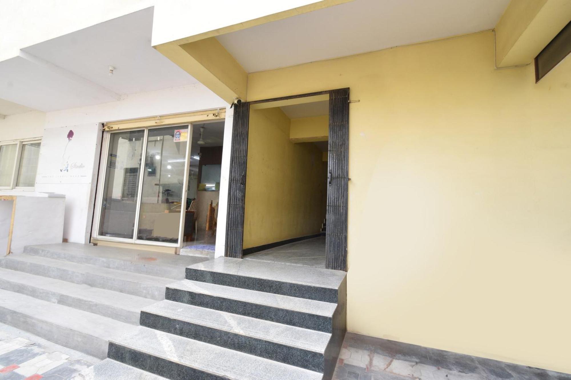 Hotel O Lucky Grand Hajdarabad Zewnętrze zdjęcie